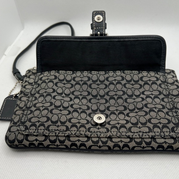 Coach Soho Black Mini Signature Clutch Wristlet Skinny Front Buckle - Picture 10 of 16